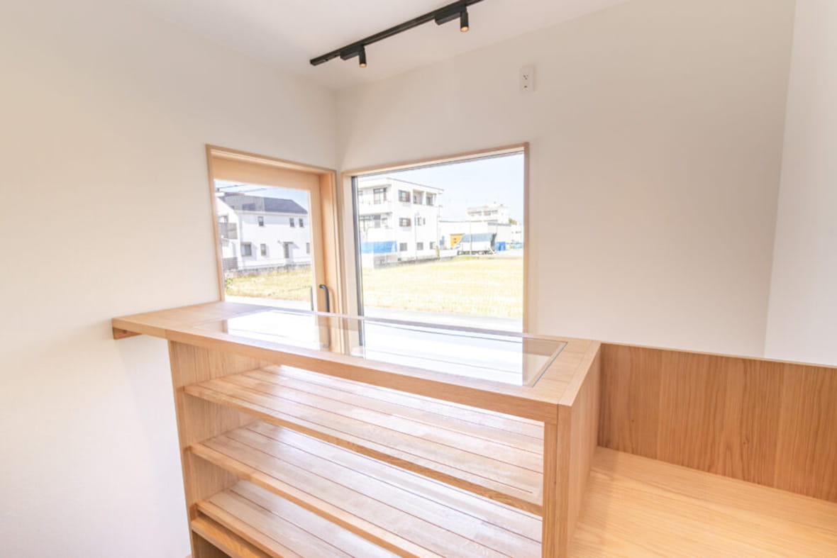 トレーラーハウス店舗の内観